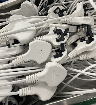 Fişli OEM ODM Elektronik Evrensel Güç Kablosu